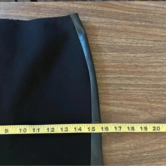 ❤️ Danier leather mini skirt 2 - Picture 7 of 9